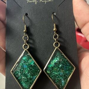 Elegant Green Dangle Earrings